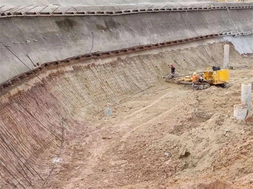 信州基坑边坡加固